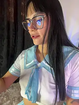 Snapshot of AlannaDollx chatting on November 3, 2025, 1:34 pm AlannaDollx online show from November 3, 2025, 1:34 pm