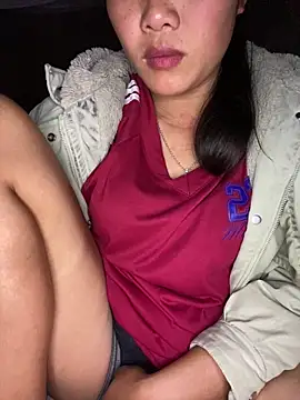 Pii x online show from November 9, 2025, 1:37 am