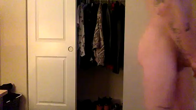 nvthvn555 online show from April 16, 2026, 12:11 am