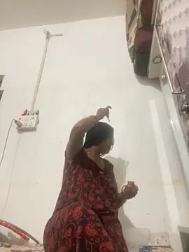 Sapnahot34 online show from December 3, 2025, 4:09 am