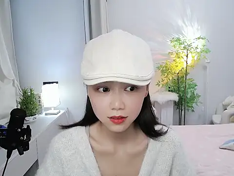 Snapshot of mili0923 chatting on October 5, 2025, 2:59 pm mili0923 online show from October 5, 2025, 2:59 pm