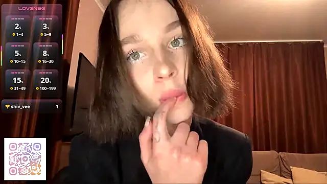 Snapshot of TerrellSroufe chatting on October 22, 2025, 7:35 pm TerrellSroufe online show from October 22, 2025, 7:35 pm