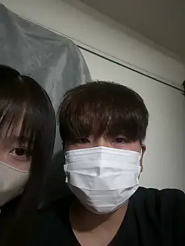 Snapshot of CoYu-528 chatting on October 9, 2025, 1:20 pm CoYu-528 online show from October 9, 2025, 1:20 pm