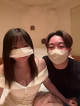 Snapshot of CoYu-528 chatting on November 8, 2025, 11:43 am CoYu-528 online show from November 8, 2025, 11:43 am