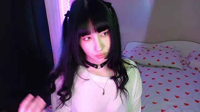 NaemiiBlush online show from October 28, 2025, 3:21 am