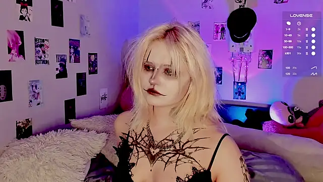 bixxxiz online show from October 25, 2025, 2:13 pm