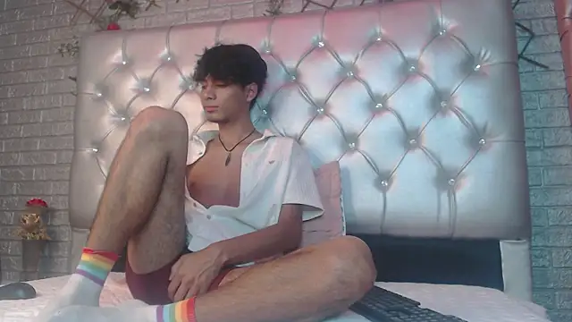 Snapshot of tyler_wolf1_ chatting on October 28, 2025, 2:42 pm tyler wolf1 online show from October 28, 2025, 2:42 pm