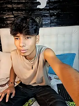 Snapshot of tyler_wolf1_ chatting on October 30, 2025, 1:01 pm tyler wolf1 online show from October 30, 2025, 1:01 pm