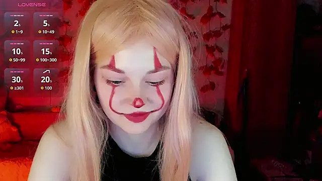 Snapshot of HoneyDazzle chatting on October 18, 2025, 8:09 pm HoneyDazzle online show from October 18, 2025, 8:09 pm