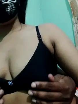 Snapshot of daisy-03 chatting on October 8, 2025, 1:42 pm daisy-03 online show from October 8, 2025, 1:42 pm