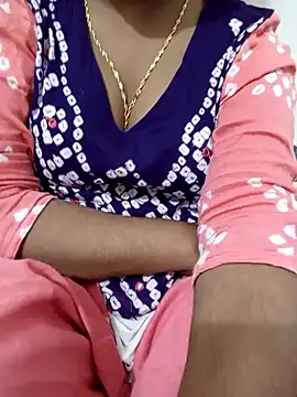 Priyanka 17 online show from November 11, 2025, 5:57 pm