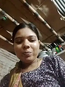 ayesha0001122 online show from October 13, 2025, 6:19 pm