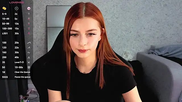 Snapshot of kitti_sweett chatting on November 2, 2025, 2:41 pm kitti sweett online show from November 2, 2025, 2:41 pm