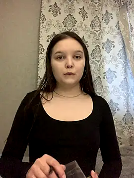 Snapshot of DanaDaily chatting on October 7, 2025, 4:31 am DanaDaily online show from October 7, 2025, 4:31 am