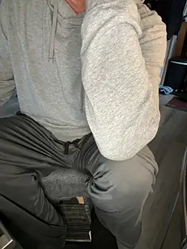 smkbustr online show from November 11, 2025, 8:09 pm