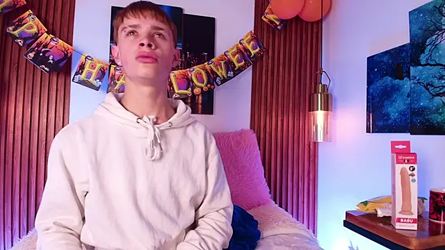 Snapshot of JackFrosst chatting on October 24, 2025, 12:23 pm JackFrosst online show from October 24, 2025, 12:23 pm