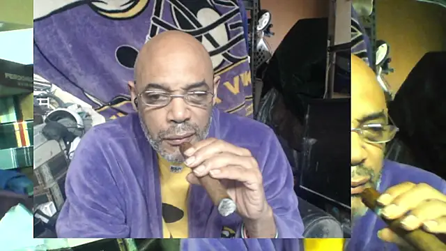 Snapshot of A_CIGAR_MAN chatting on November 23, 2025, 1:33 pm A CIGAR MAN online show from November 23, 2025, 1:33 pm