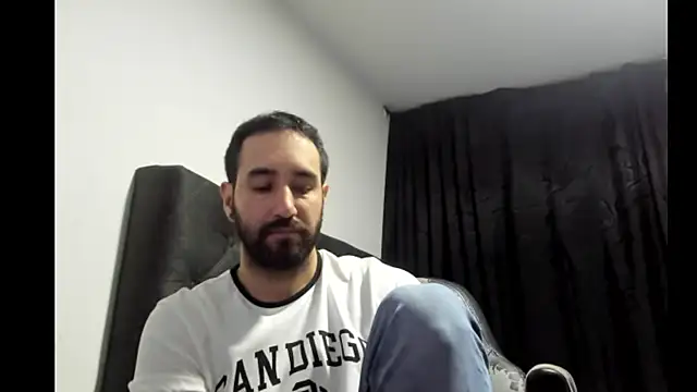 coolfriki online show from February 25, 2026, 11:36 pm