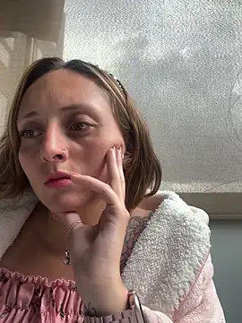 Snapshot of Mia_dca chatting on November 5, 2025, 8:53 pm Mia dca online show from November 5, 2025, 8:53 pm