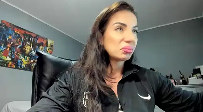 Snapshot of Alesyamuscledoll@xh chatting on March 2, 2025, 8:40 pm Alesyamuscledollxh online show from March 2, 2025, 8:40 pm