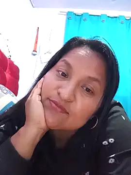 lucia00xx online show from February 13, 2026, 11:12 pm