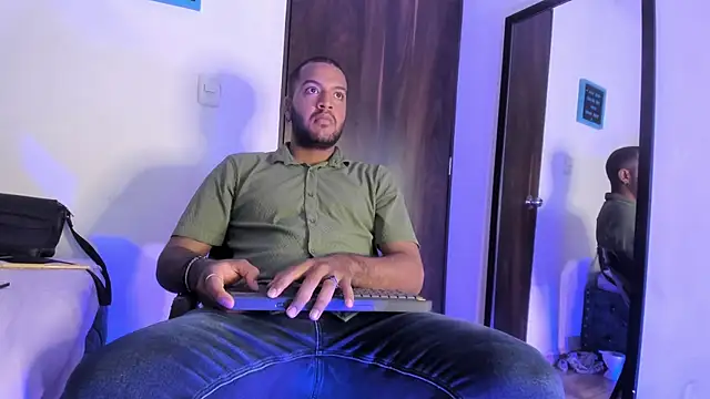 Dann 17  online show from November 1, 2025, 5:09 am