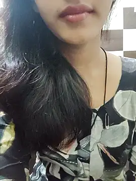 anjali2351 online show from November 9, 2025, 11:14 pm