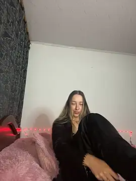 Snapshot of Sophia_rouse chatting on October 30, 2025, 5:09 am Sophia rouse online show from October 30, 2025, 5:09 am