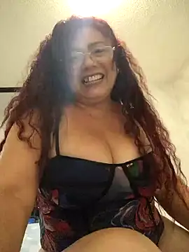 Snapshot of Kamila70 chatting on December 19, 2025, 5:14 am Kamila70 online show from December 19, 2025, 5:14 am