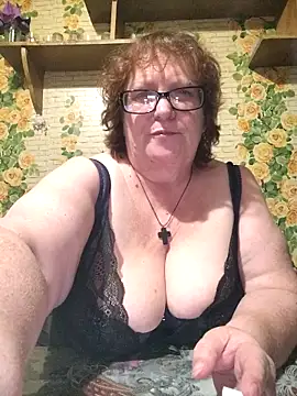 Snapshot of TATSI23 chatting on November 5, 2025, 8:31 pm TATSI23 online show from November 5, 2025, 8:31 pm