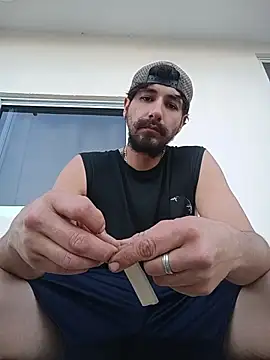 Snapshot of Yasahel33 chatting on July 16, 2026, 1:00 am Yasahel33 online show from July 16, 2026, 1:00 am