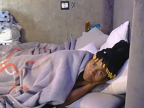 petite queenx online show from October 13, 2025, 5:07 am