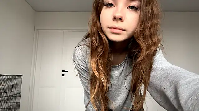 EhtelBiondi online show from October 29, 2025, 8:05 am