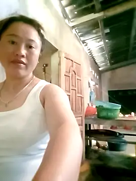 Snapshot of Ducky27021991 chatting on December 20, 2025, 1:56 am Ducky27021991 online show from December 20, 2025, 1:56 am