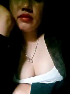 Snapshot of Ducky27021991 chatting on January 8, 2026, 6:37 am Ducky27021991 online show from January 8, 2026, 6:37 am