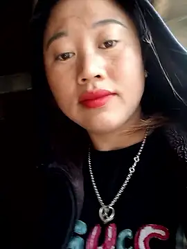 Snapshot of Ducky27021991 chatting on January 10, 2026, 2:02 am Ducky27021991 online show from January 10, 2026, 2:02 am