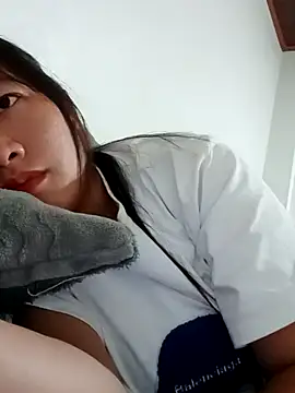 TrangNemo online show from October 10, 2025, 1:10 pm