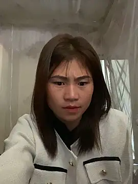 Mylinh- online show from November 6, 2025, 2:34 am