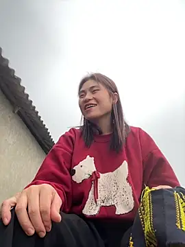 Mylinh- online show from November 10, 2025, 7:18 am