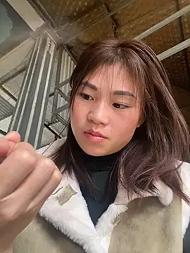 Mylinh- online show from November 14, 2025, 12:09 am