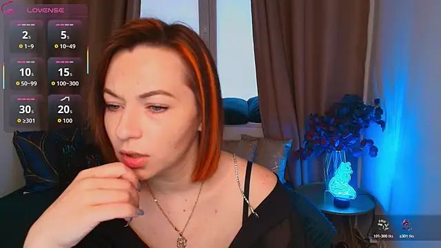 Snapshot of Serena_Foxxx chatting on May 21, 2026, 1:45 am Serena Foxxx online show from May 21, 2026, 1:45 am