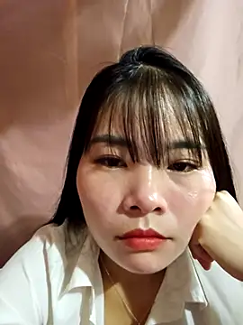 Snapshot of Mylove-here chatting on November 18, 2025, 1:44 am Mylove-here online show from November 18, 2025, 1:44 am