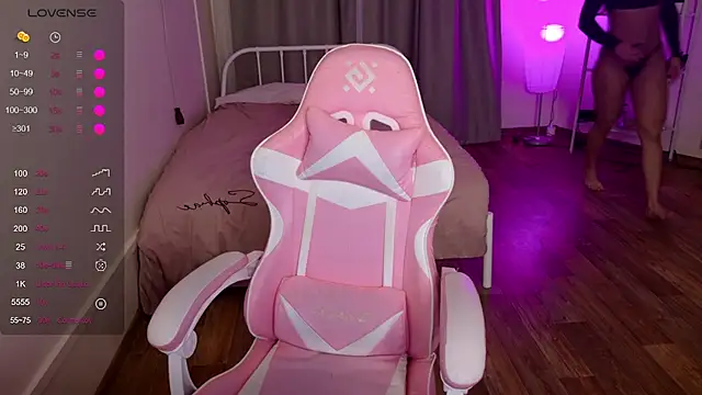 ShayLisse online show from November 27, 2025, 3:41 am