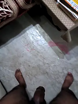 Snapshot of Bull_For_Cuckold_Realmeet chatting on October 8, 2025, 7:11 pm Bull For Cuckold Realmeet online show from October 8, 2025, 7:11 pm