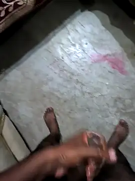 Snapshot of Bull_For_Cuckold_Realmeet chatting on November 18, 2025, 6:34 pm Bull For Cuckold Realmeet online show from November 18, 2025, 6:34 pm