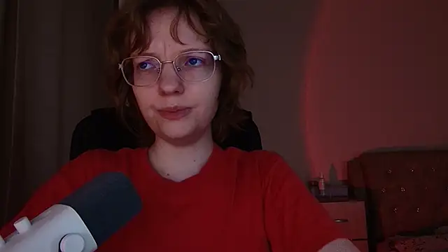 emymayy online show from March 16, 2026, 11:03 am