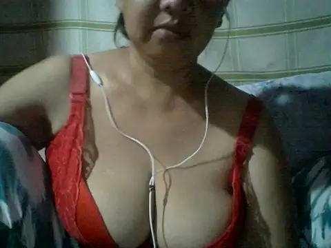 xxxsuckyourdick4u online show from April 24, 2026, 2:25 am