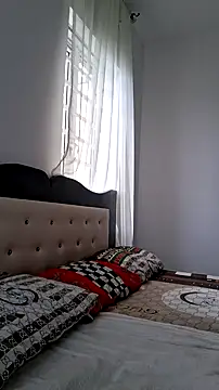 GlobeTrottieHottie1 online show from November 7, 2025, 8:14 am