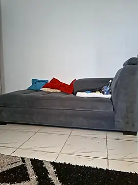 GlobeTrottieHottie1 online show from November 13, 2025, 10:14 am