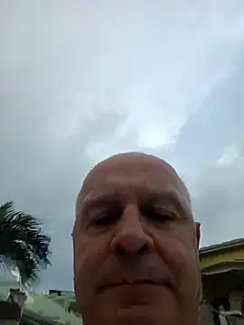 rudy-kralik online show from December 21, 2025, 10:44 am